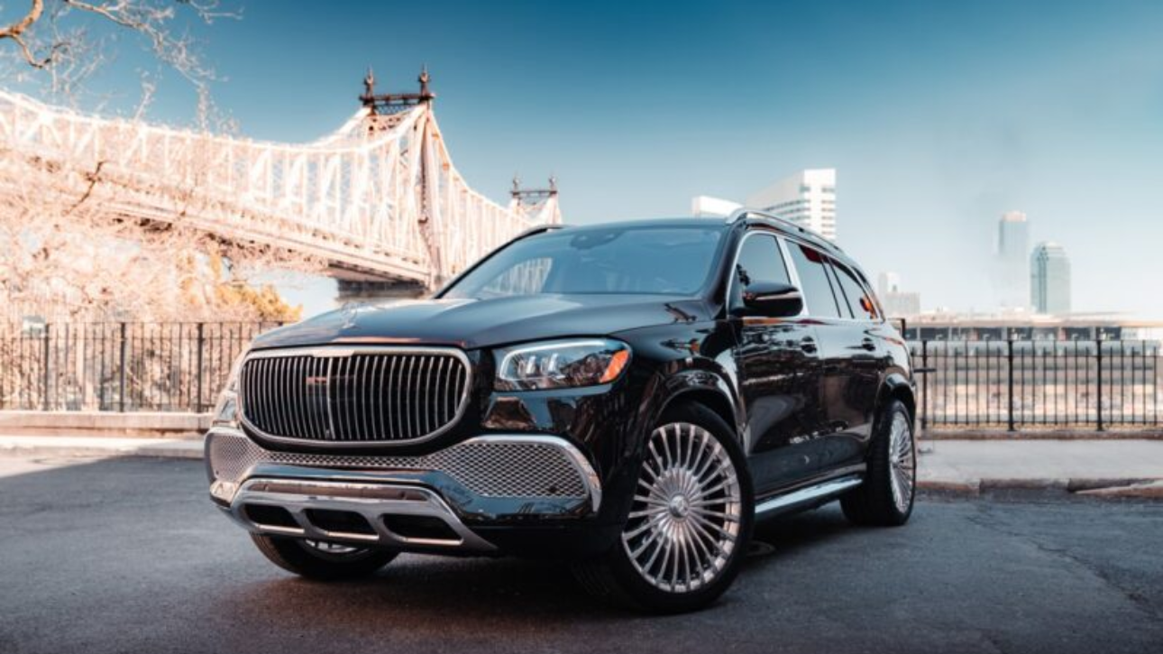 Black Mercedes Benz Maybach GLS